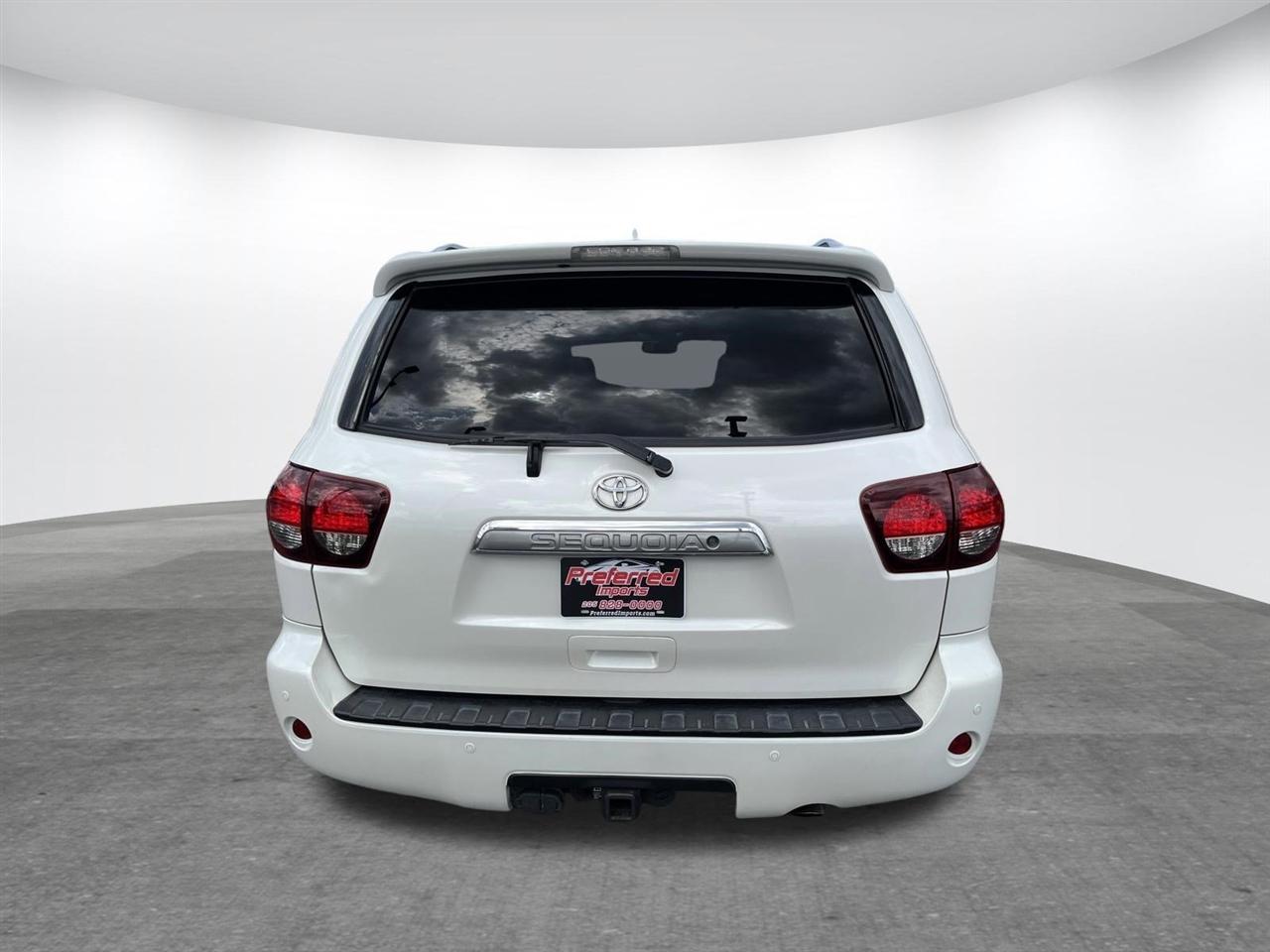 Toyota Sequoia  2018