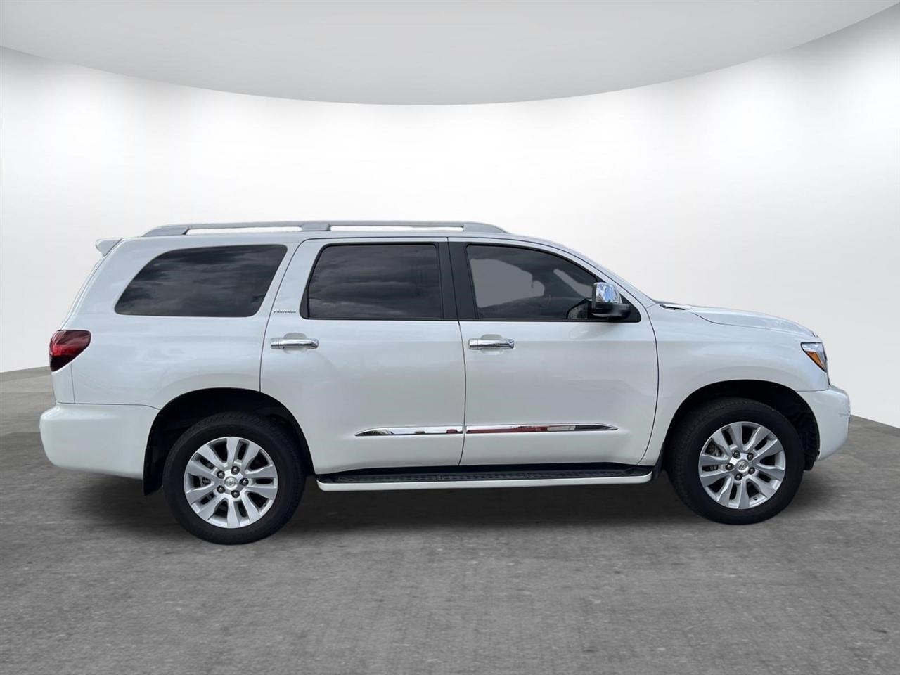 Toyota Sequoia  2018