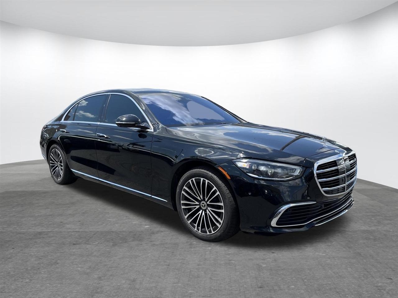 Mercedes-Benz S-Class  2022