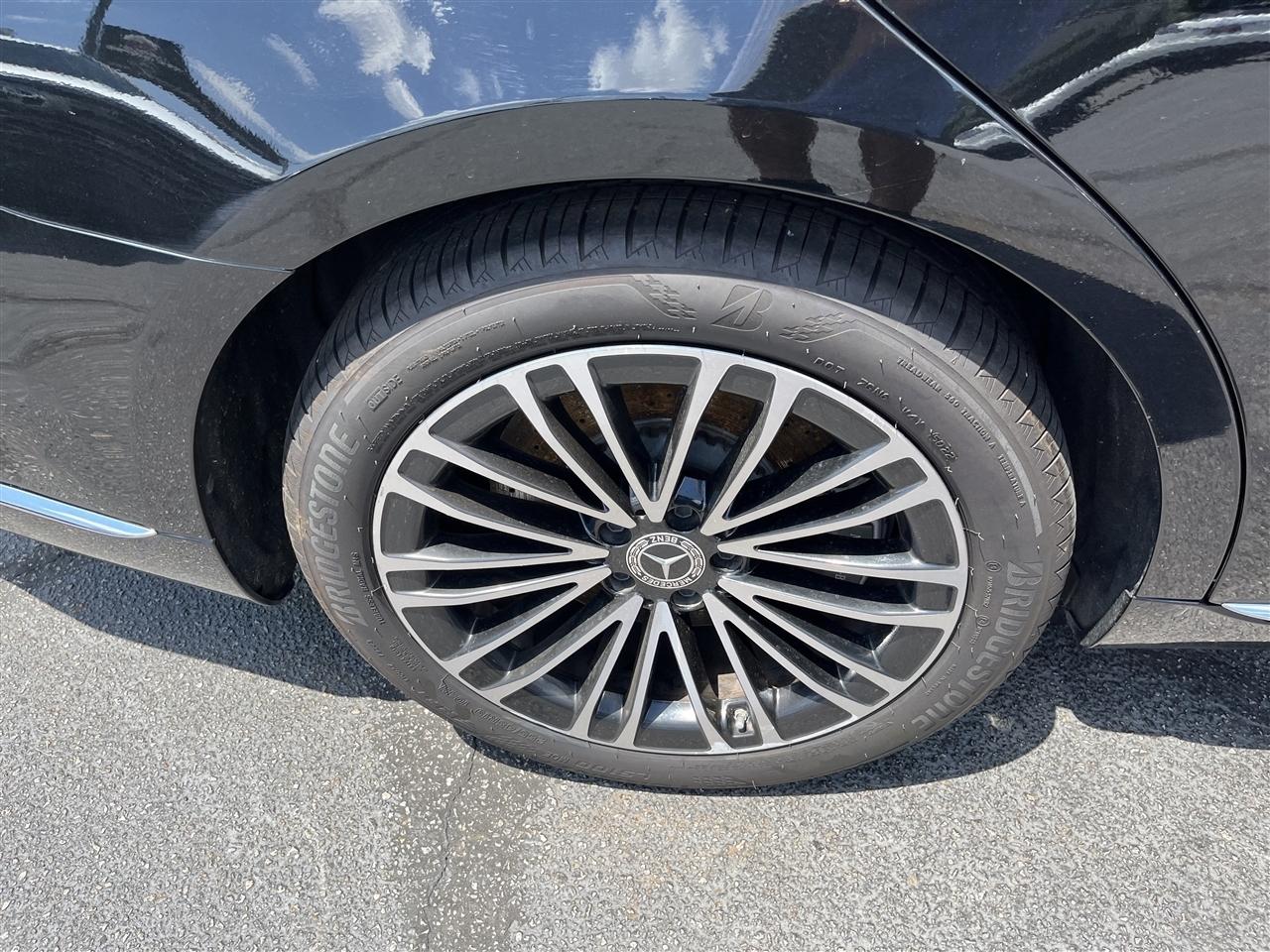 Mercedes-Benz S-Class  2022