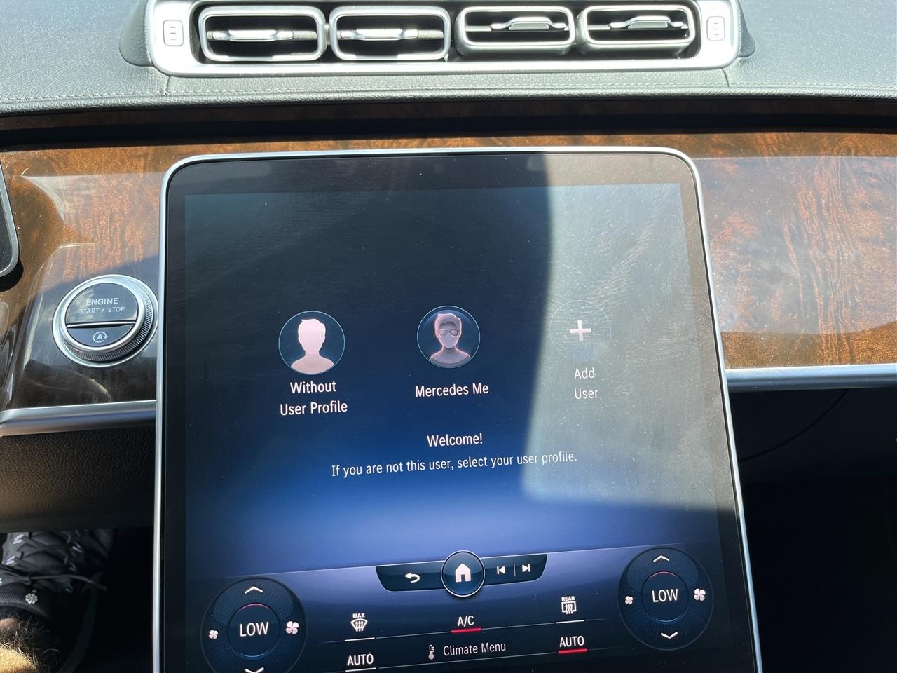 Mercedes-Benz S-Class  2022