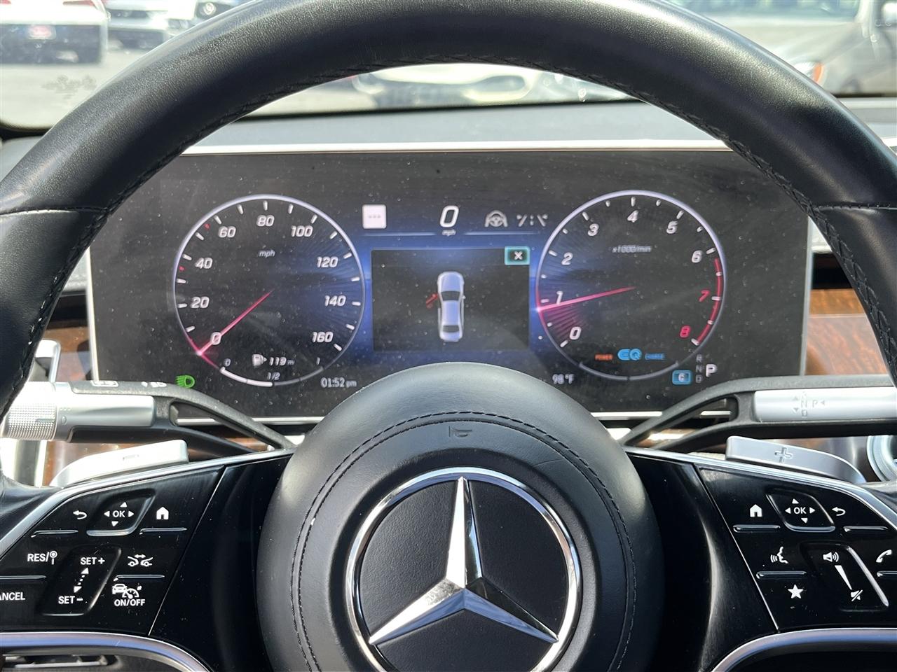 Mercedes-Benz S-Class  2022