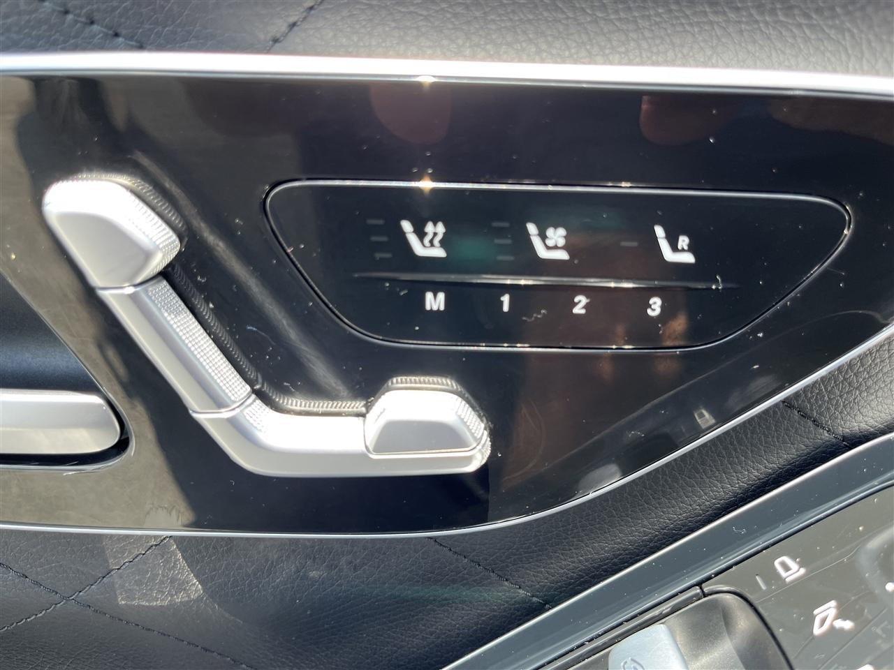 Mercedes-Benz S-Class  2022