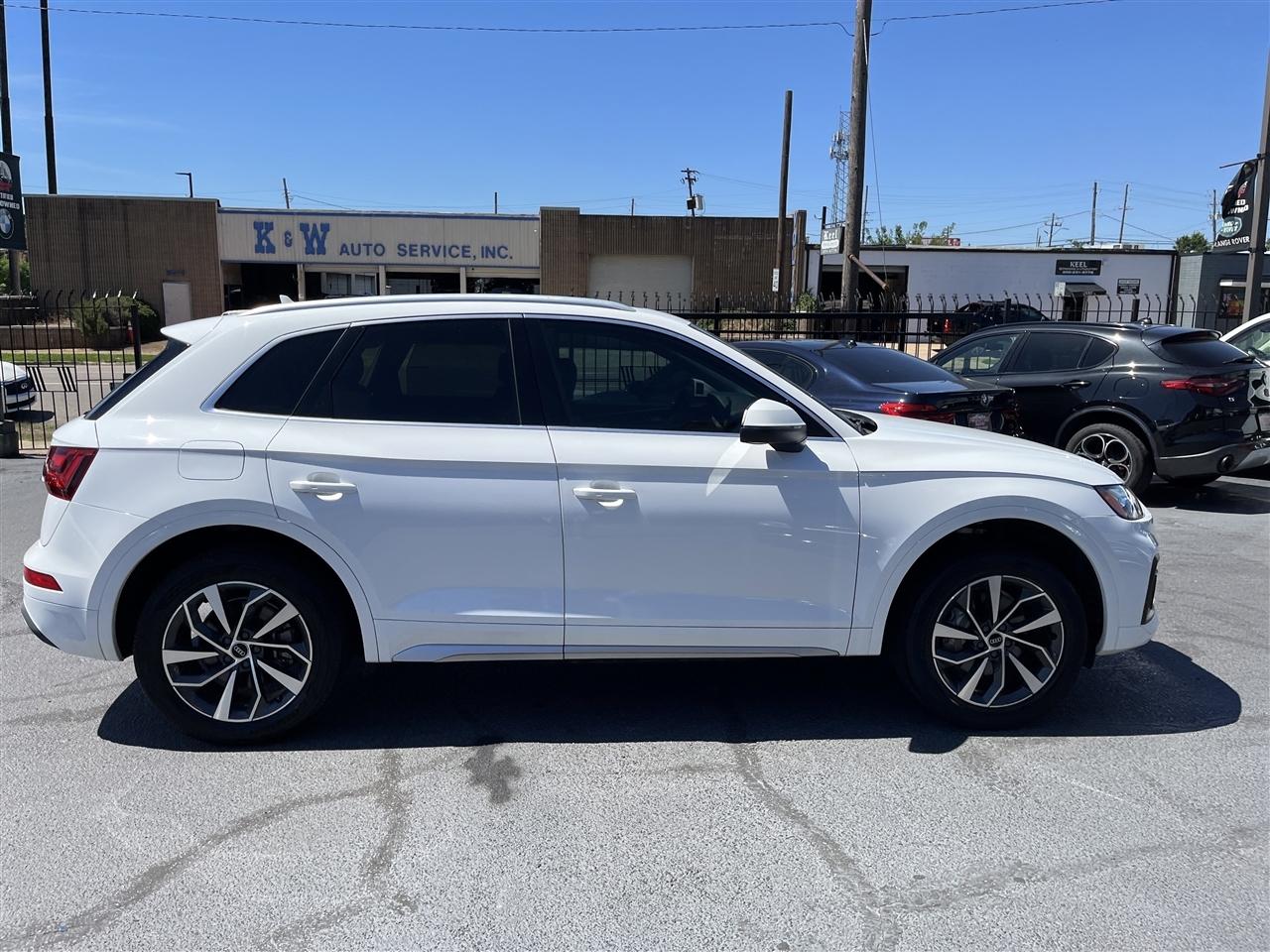 Audi Q5 Premium Plus 45 TFSI quattro 2021