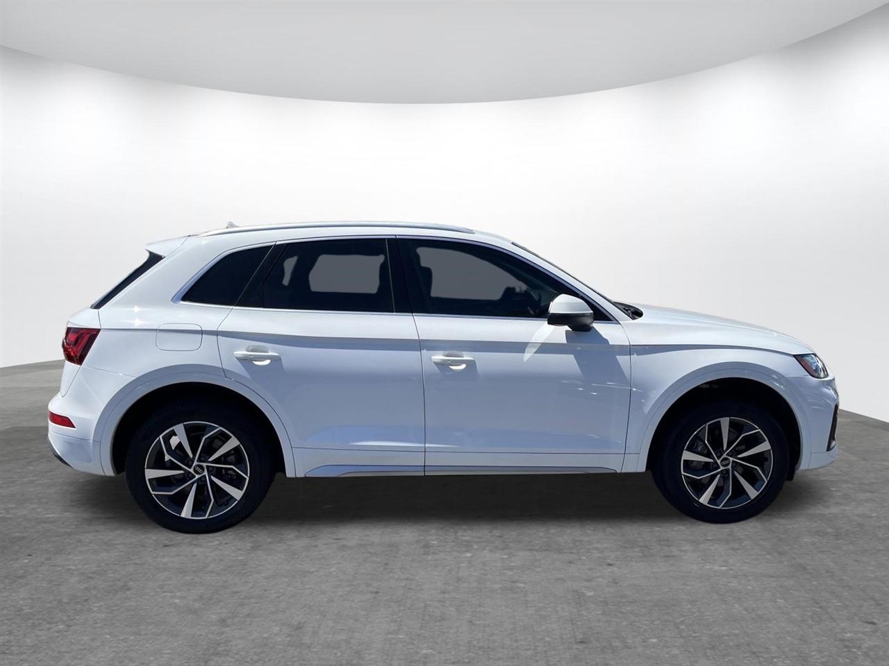 Audi Q5 Premium Plus 45 TFSI quattro 2021