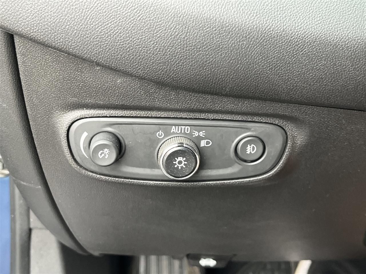 Chevrolet Equinox  2020