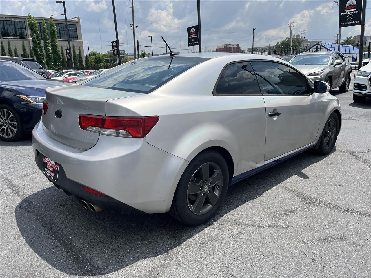 Kia Forte Koup  2010