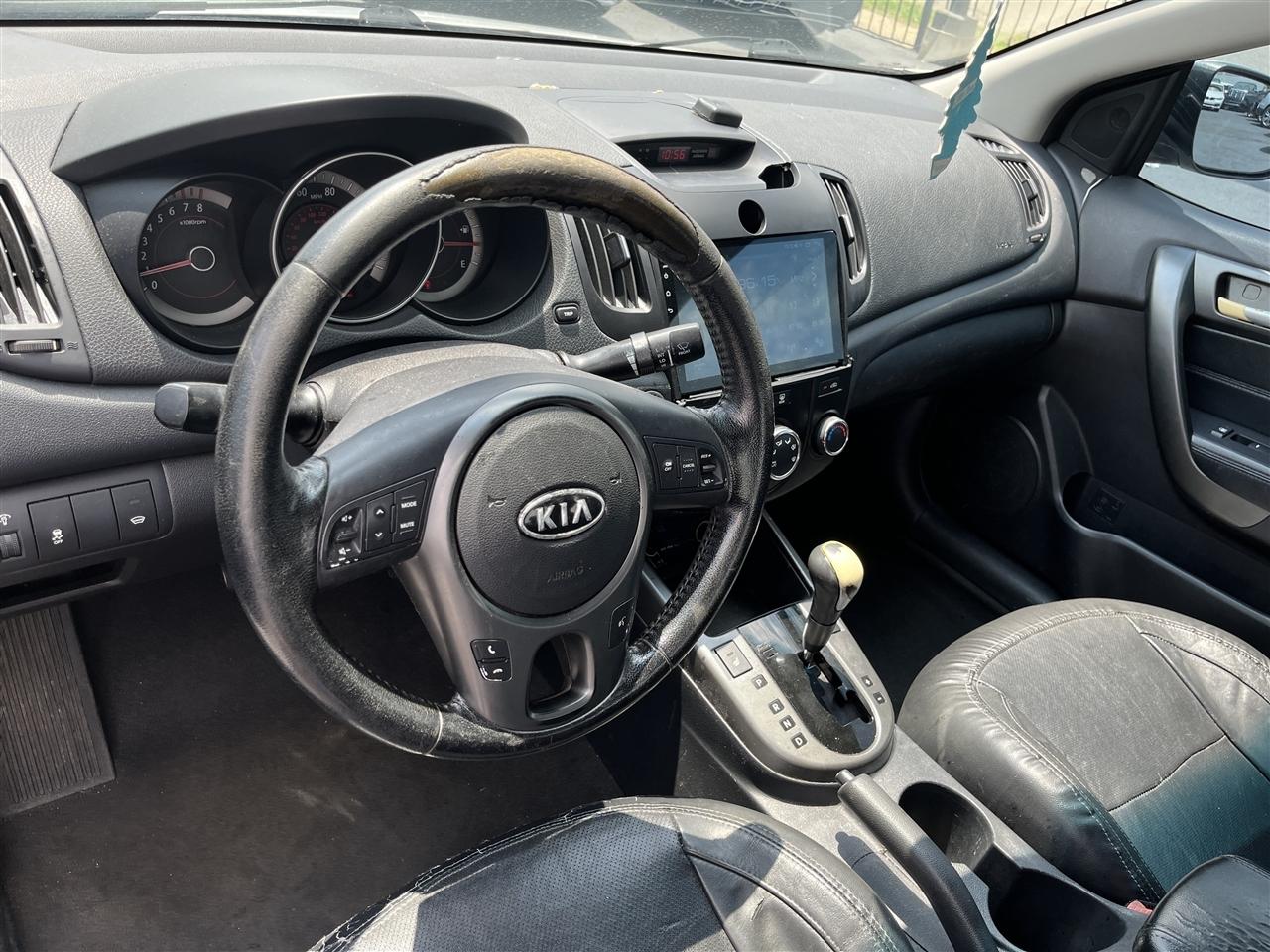 Kia Forte Koup  2010