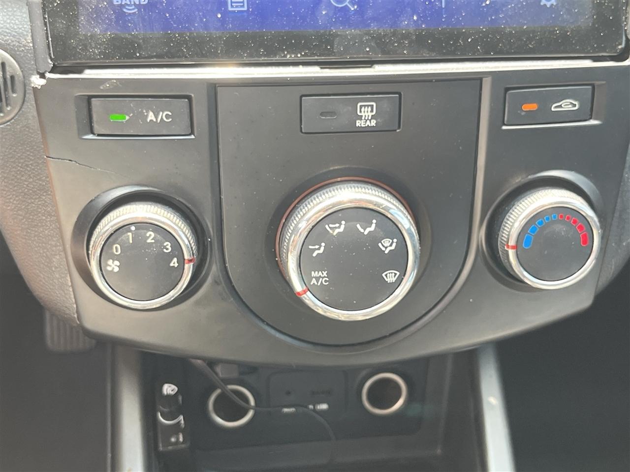 Kia Forte Koup  2010