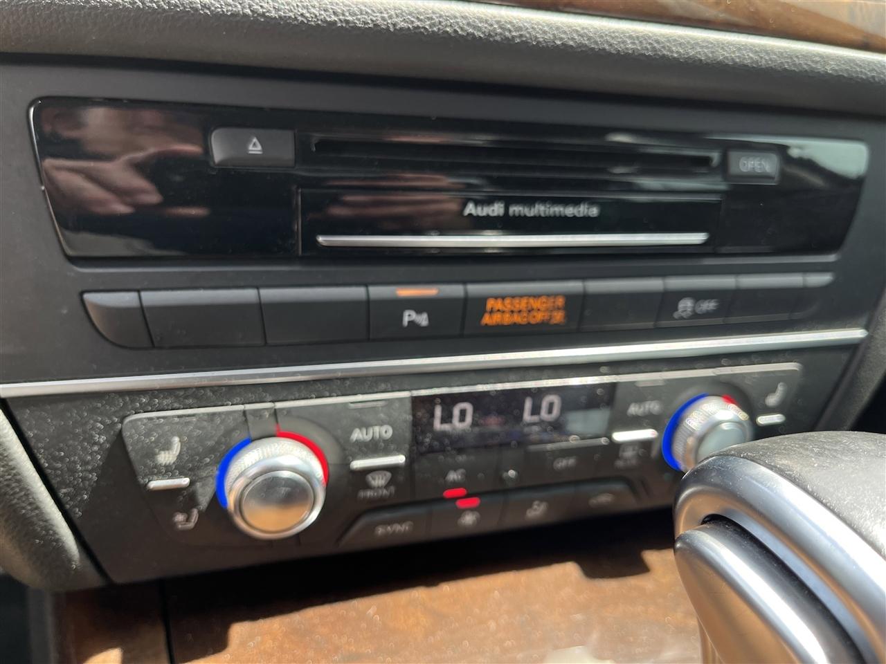Audi A6  2012