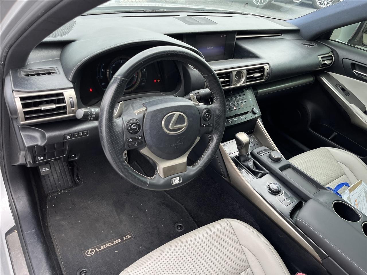 Lexus IS 250  2014