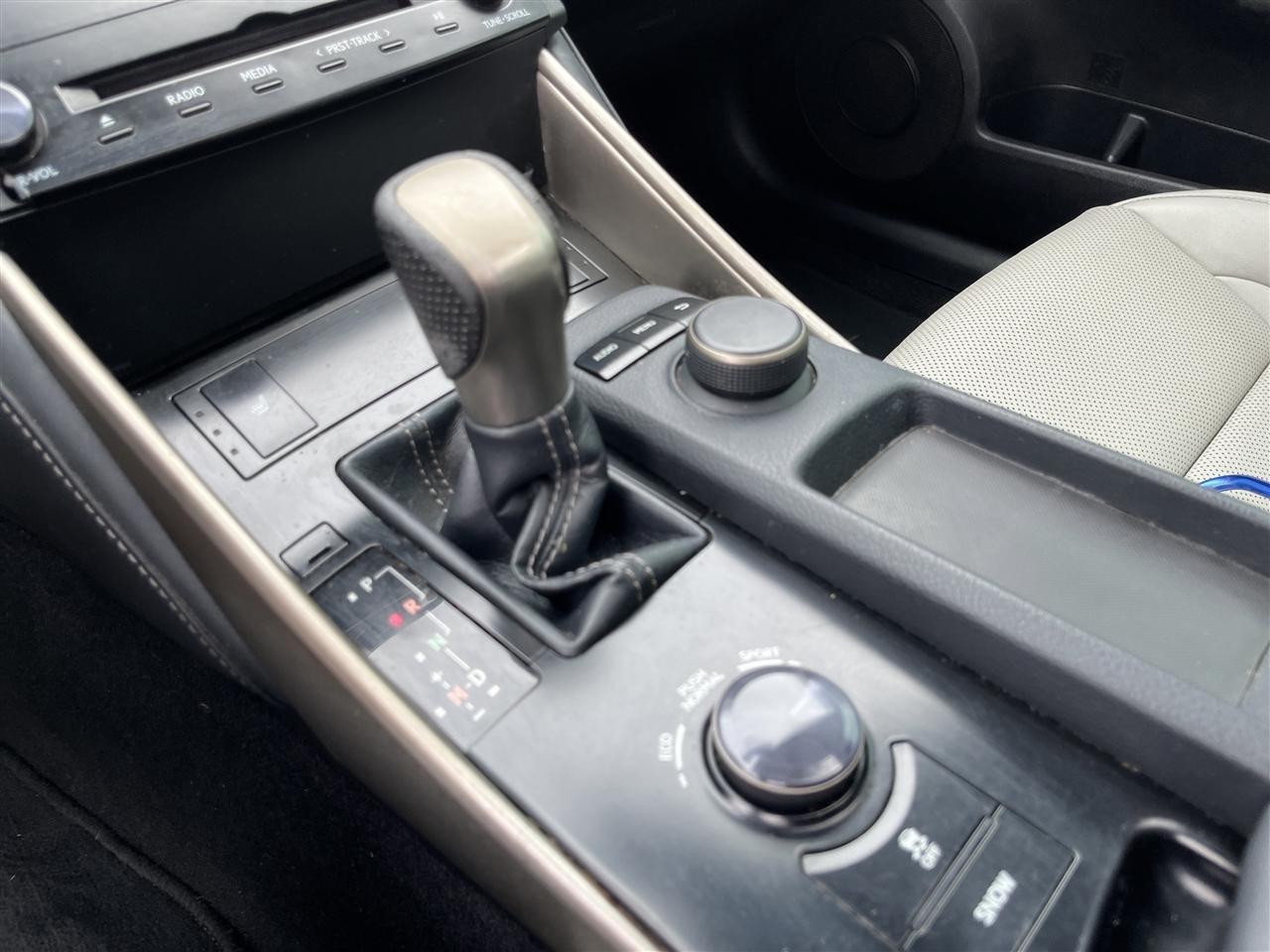 Lexus IS 250  2014