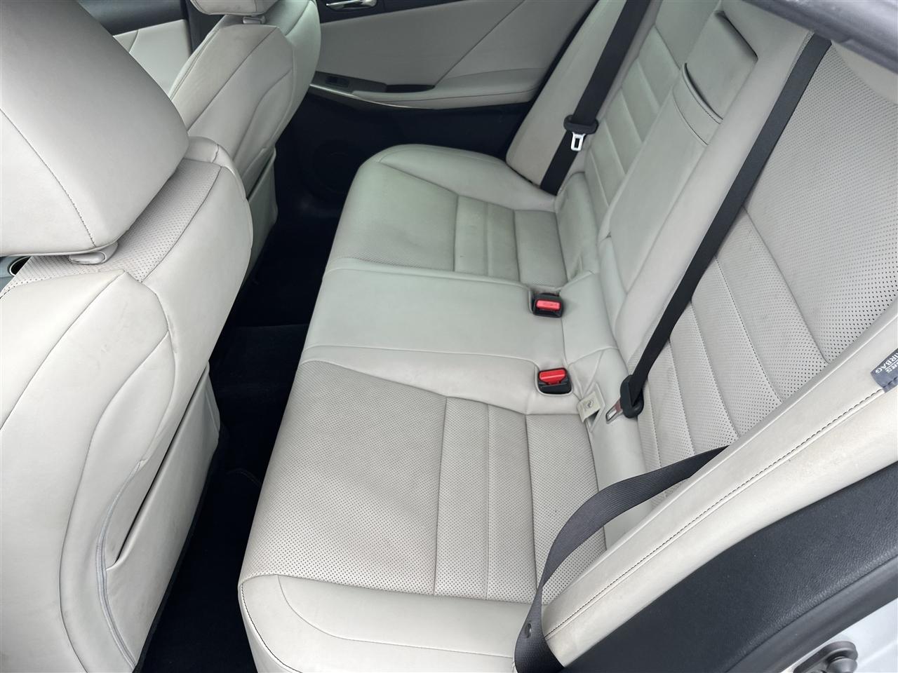 Lexus IS 250  2014