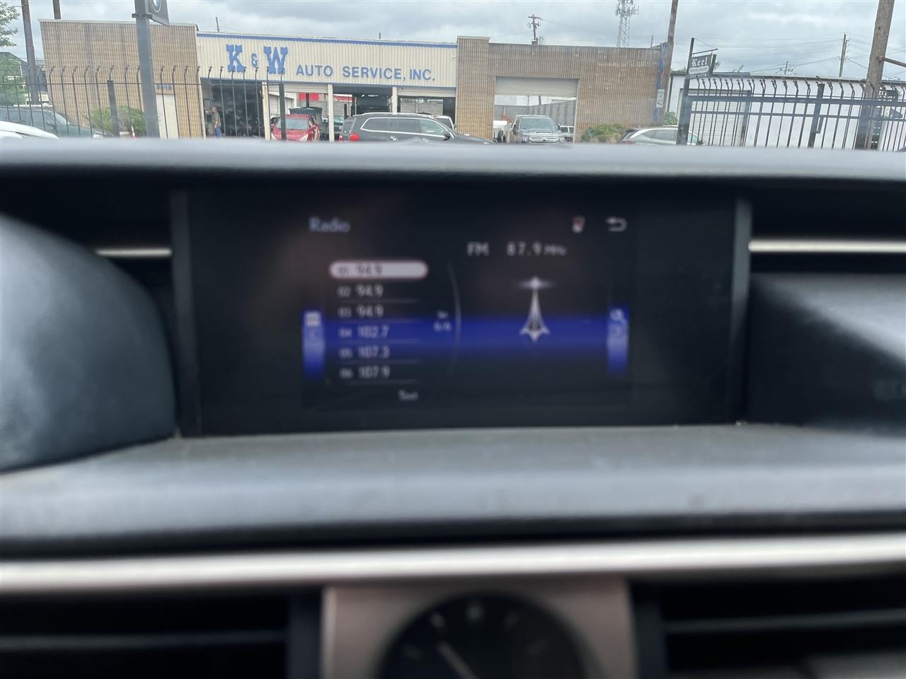 Lexus IS 250  2014