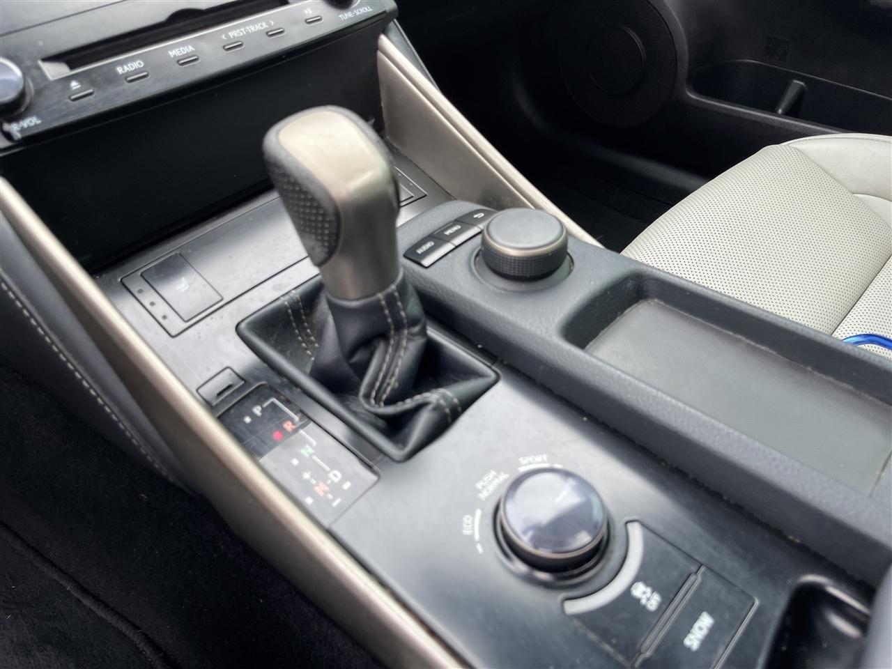 Lexus IS 250  2014