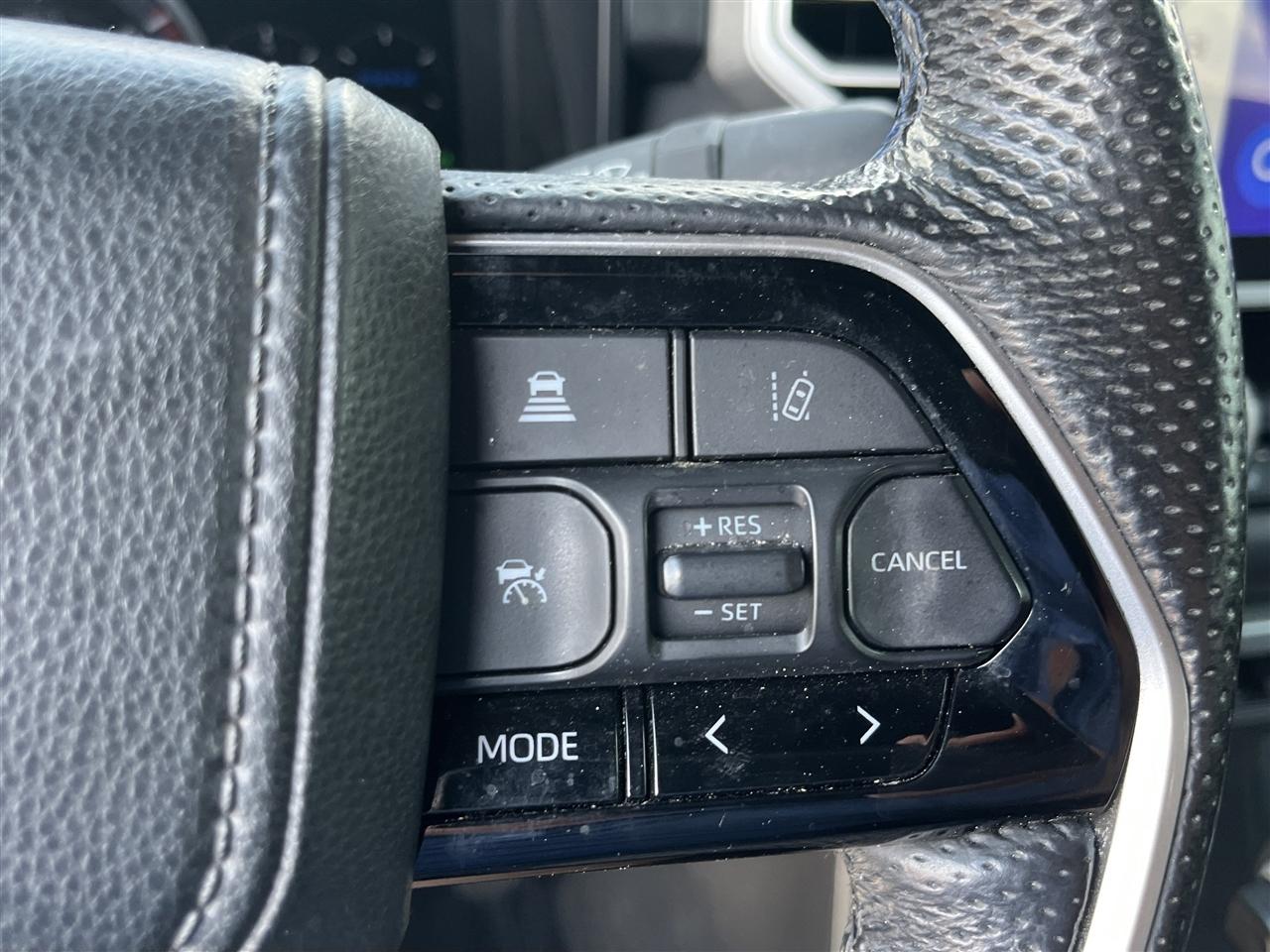 Toyota Tundra 4WD  2024