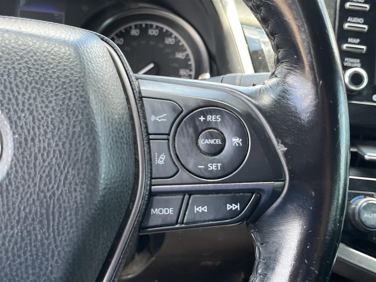 Toyota Camry  2021