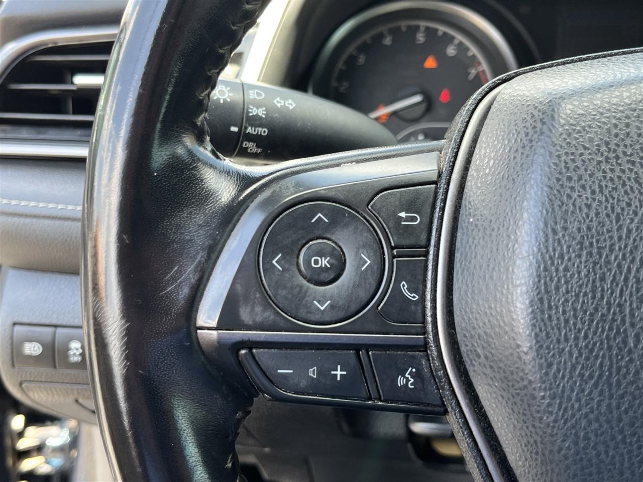 Toyota Camry  2021
