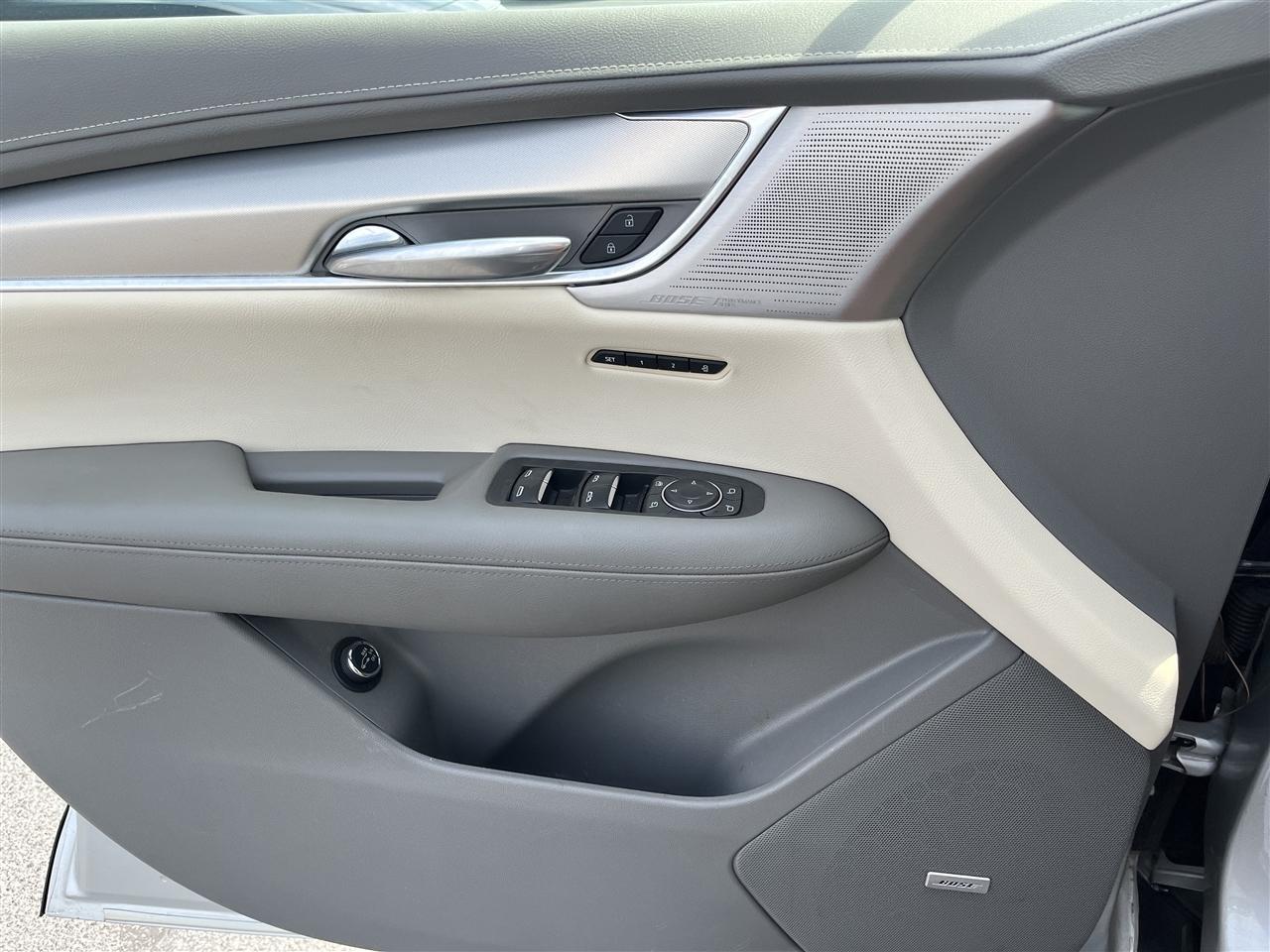 Cadillac XT5  2020