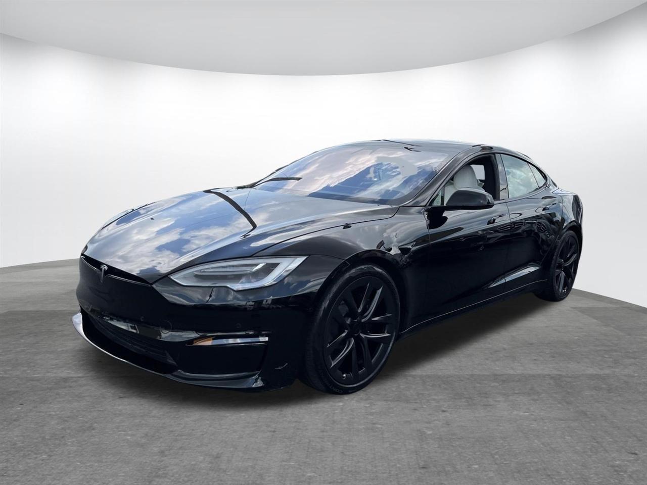 Tesla Model S  2022