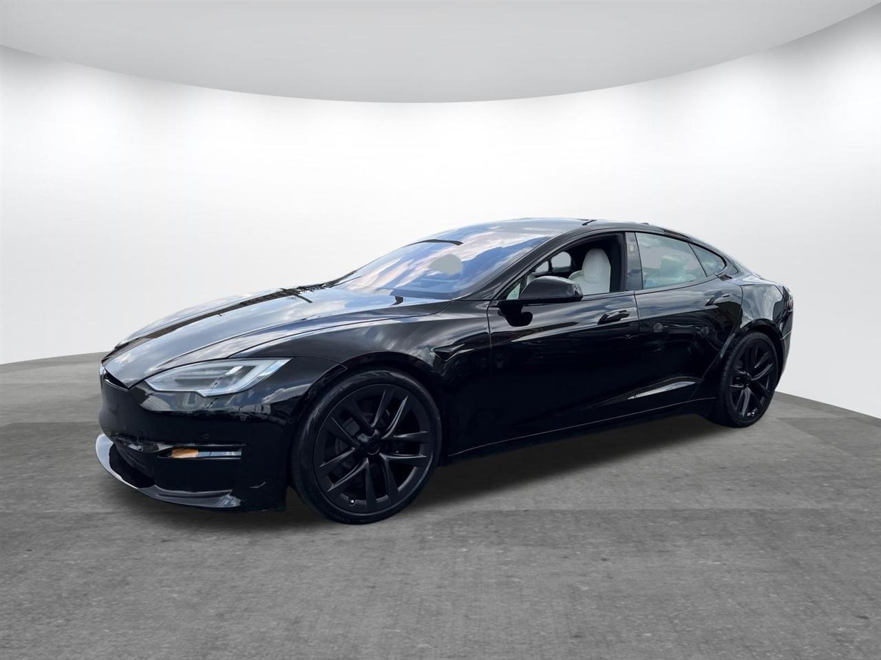 Tesla Model S  2022