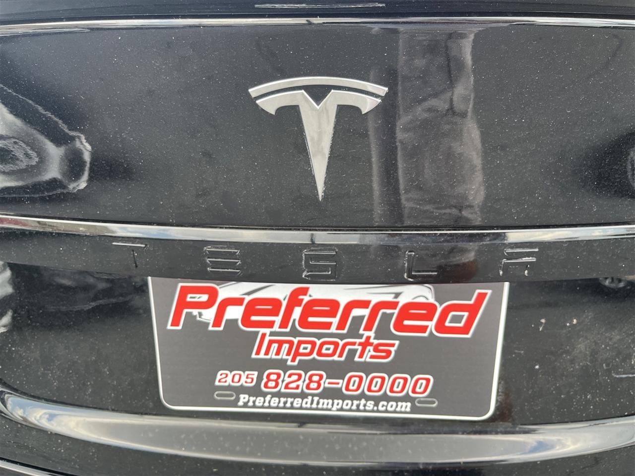 Tesla Model S  2022