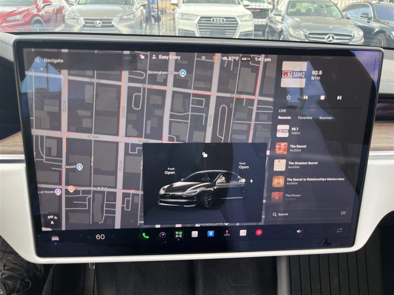 Tesla Model S  2022