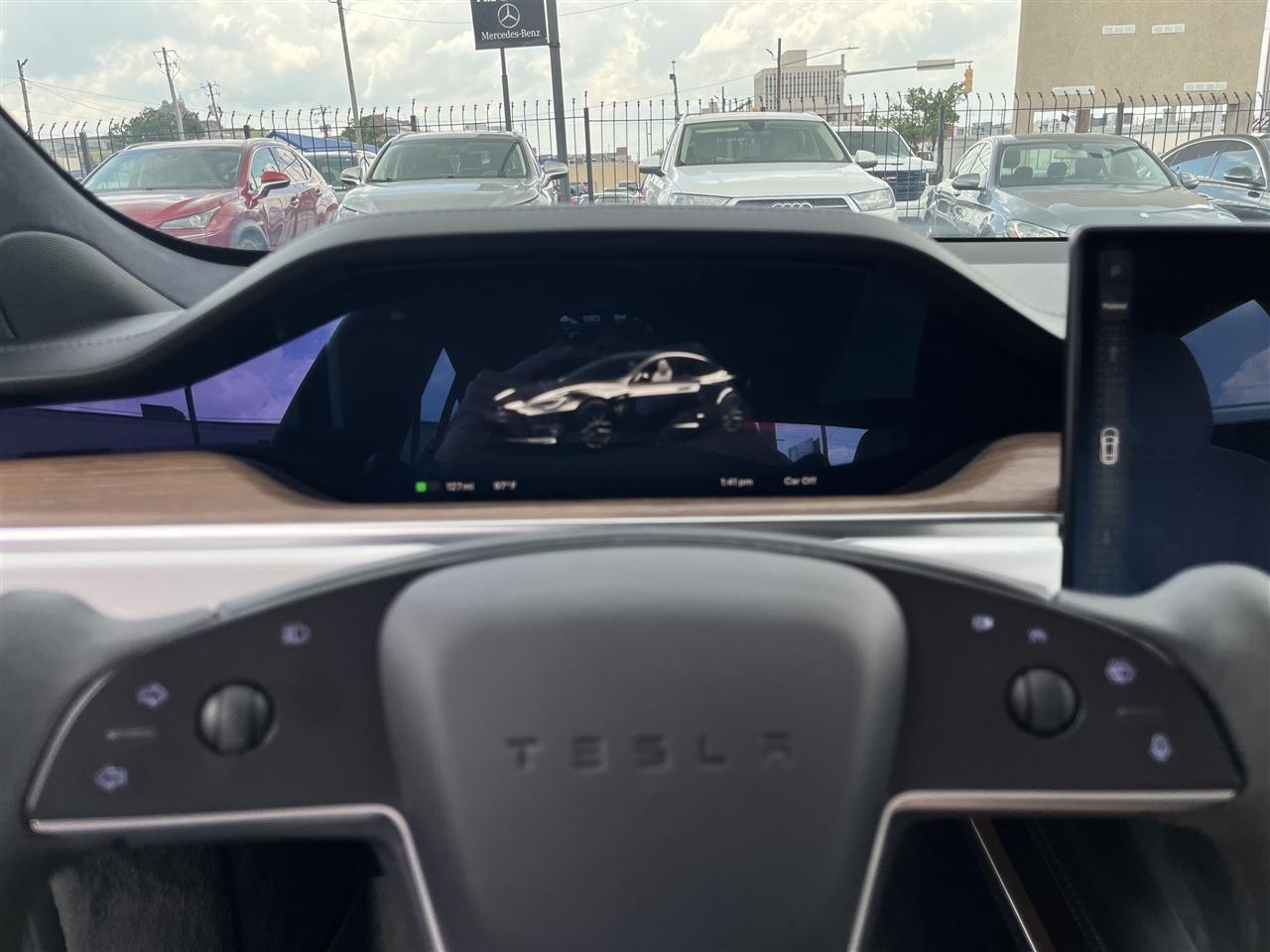 Tesla Model S  2022