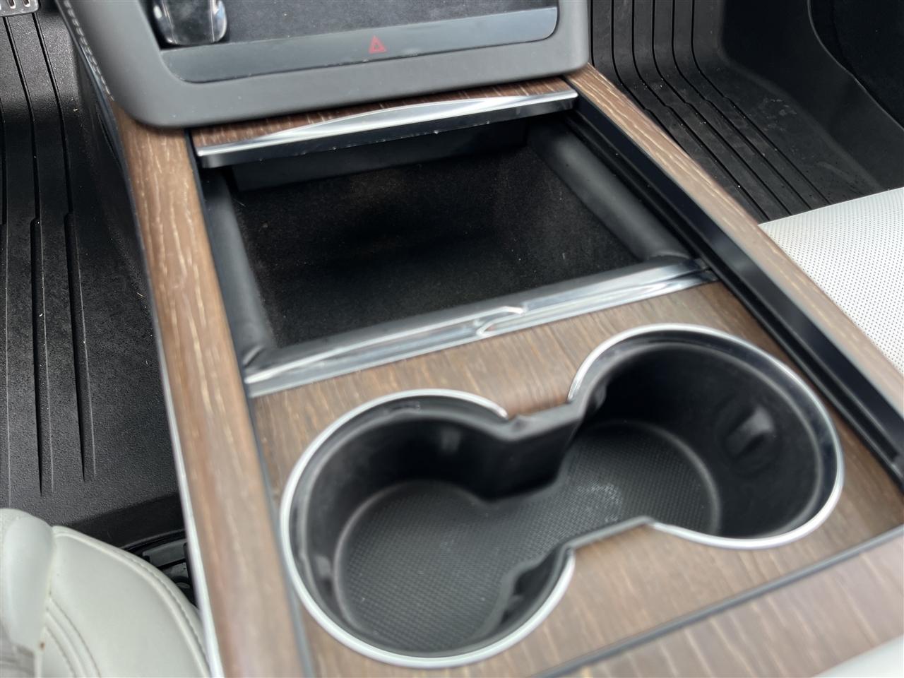 Tesla Model S  2022