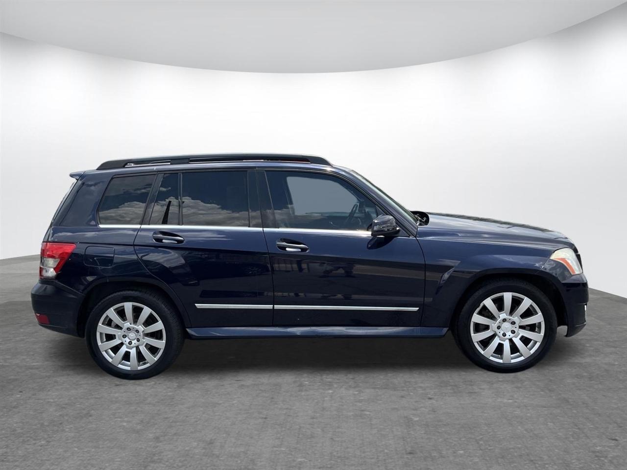 Mercedes-Benz GLK-Class  2010