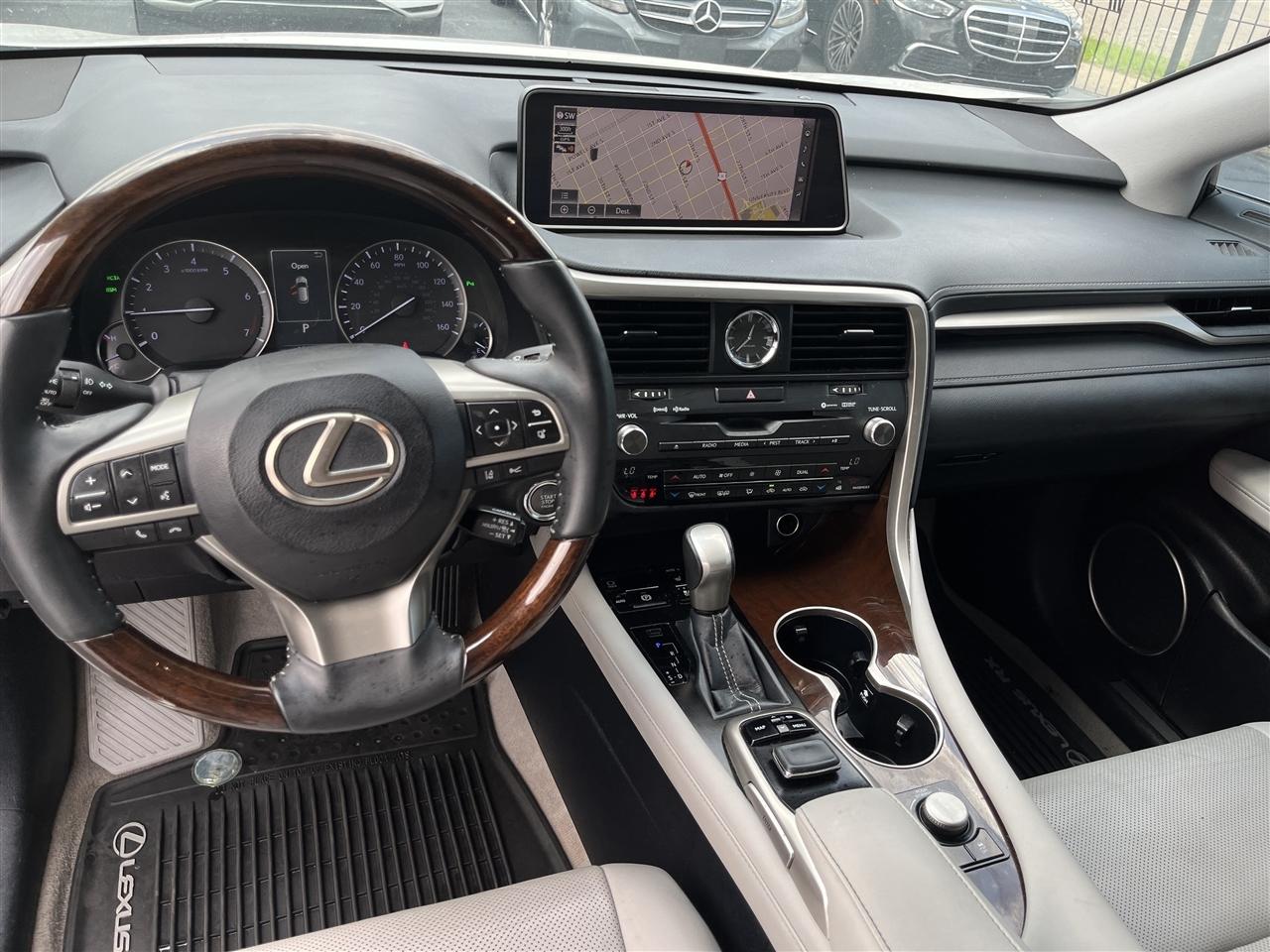 Lexus RX  2018