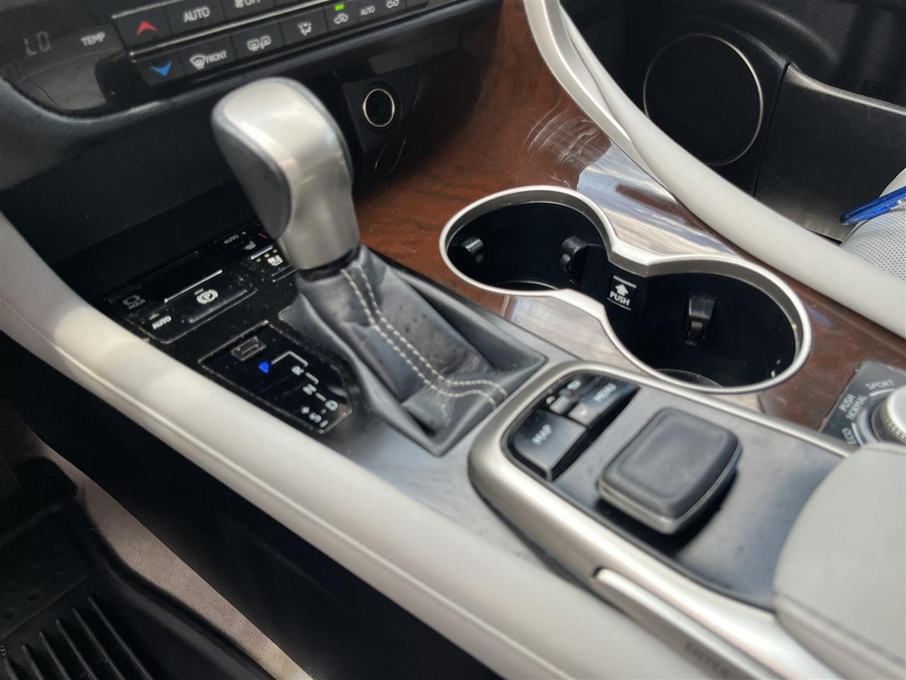 Lexus RX  2018