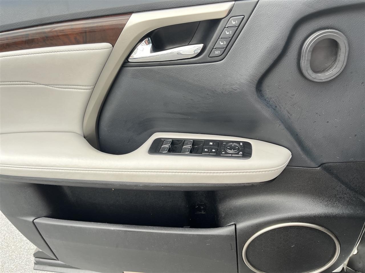 Lexus RX  2018