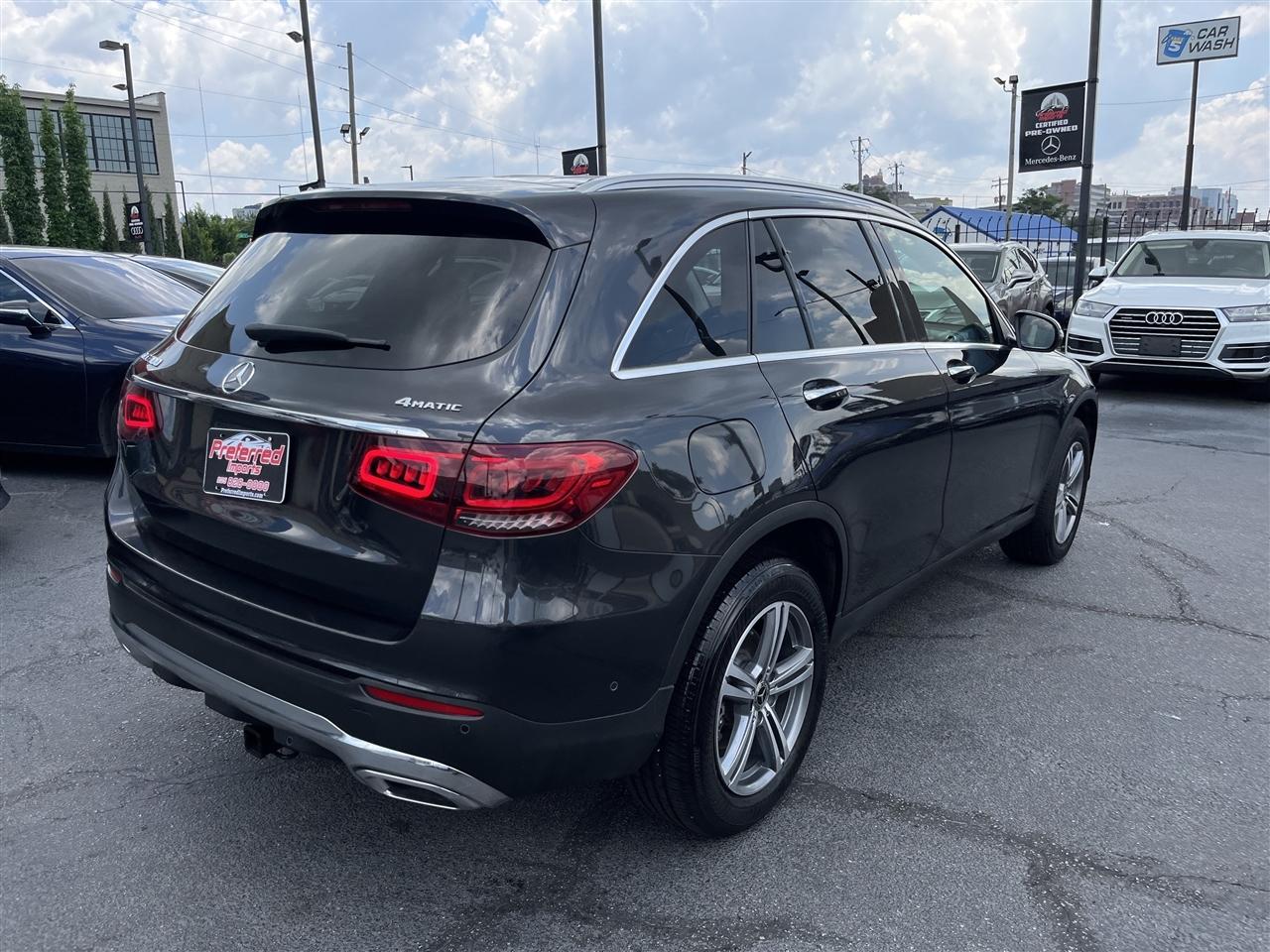 Mercedes-Benz GLC  2021