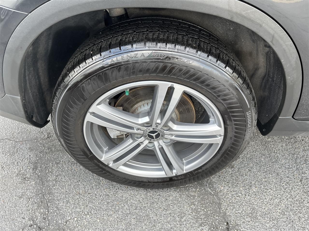 Mercedes-Benz GLC  2021