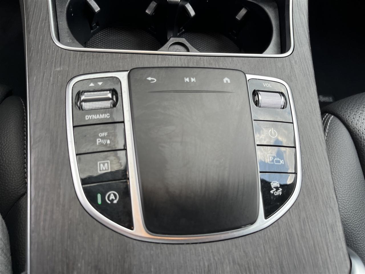 Mercedes-Benz GLC  2021