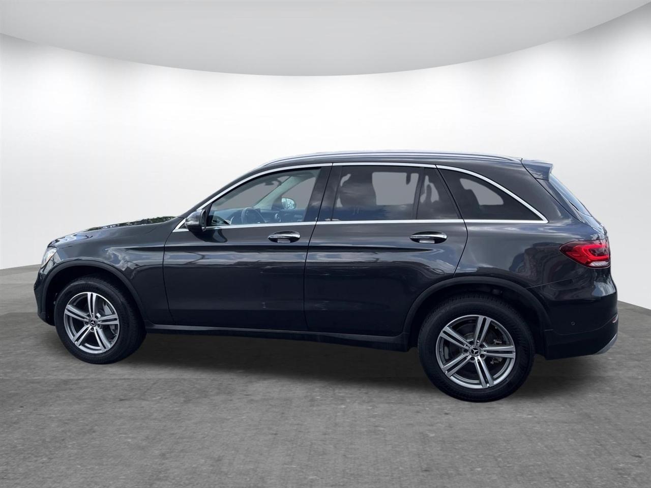 Mercedes-Benz GLC  2021