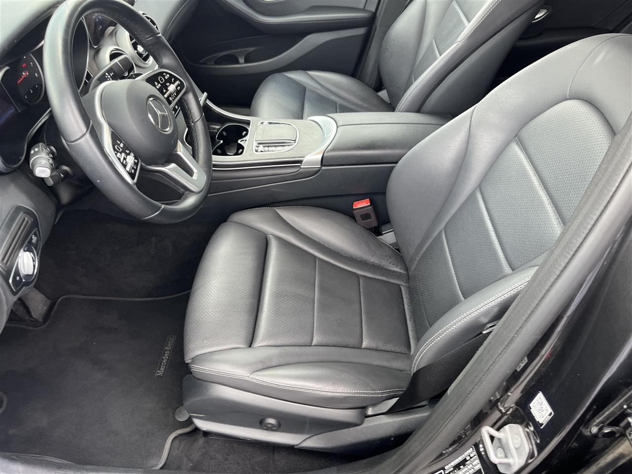 Mercedes-Benz GLC  2021