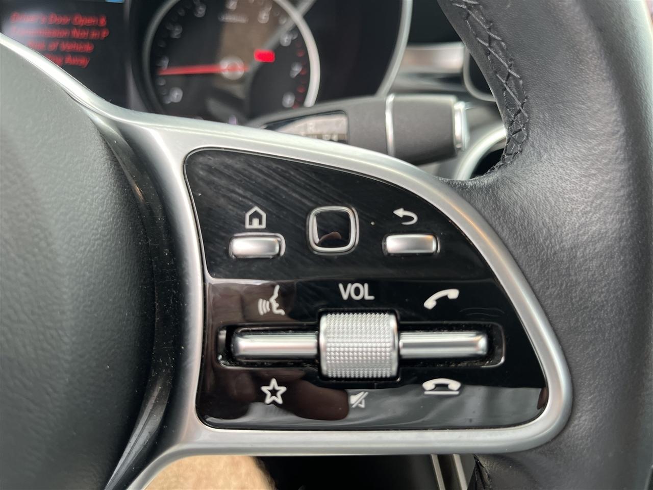 Mercedes-Benz GLC  2021