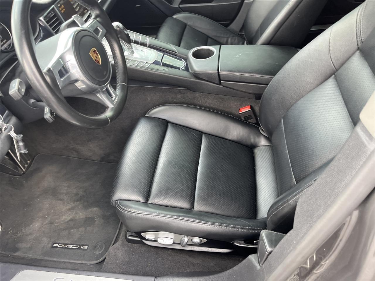 Porsche Panamera  2016