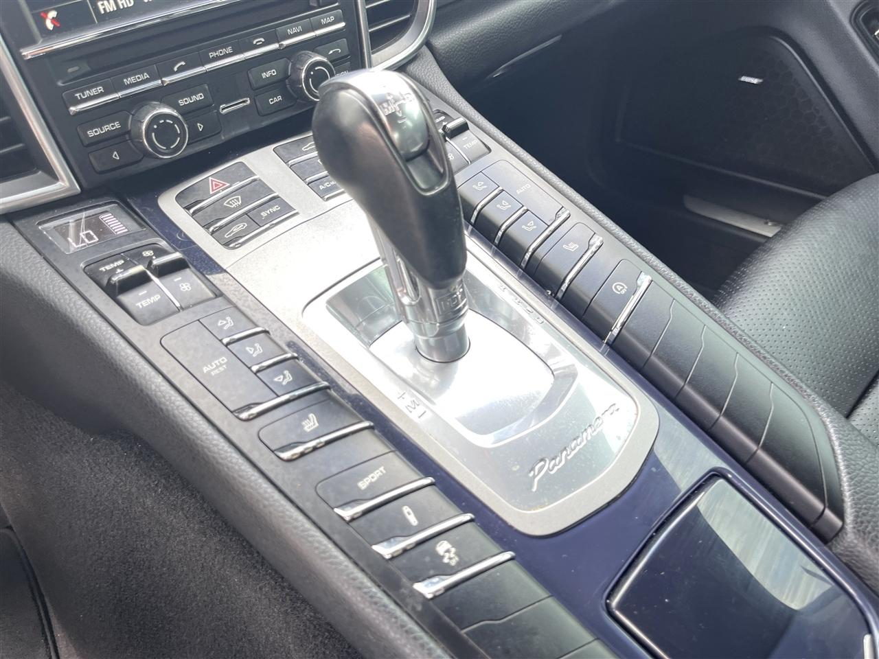 Porsche Panamera  2016