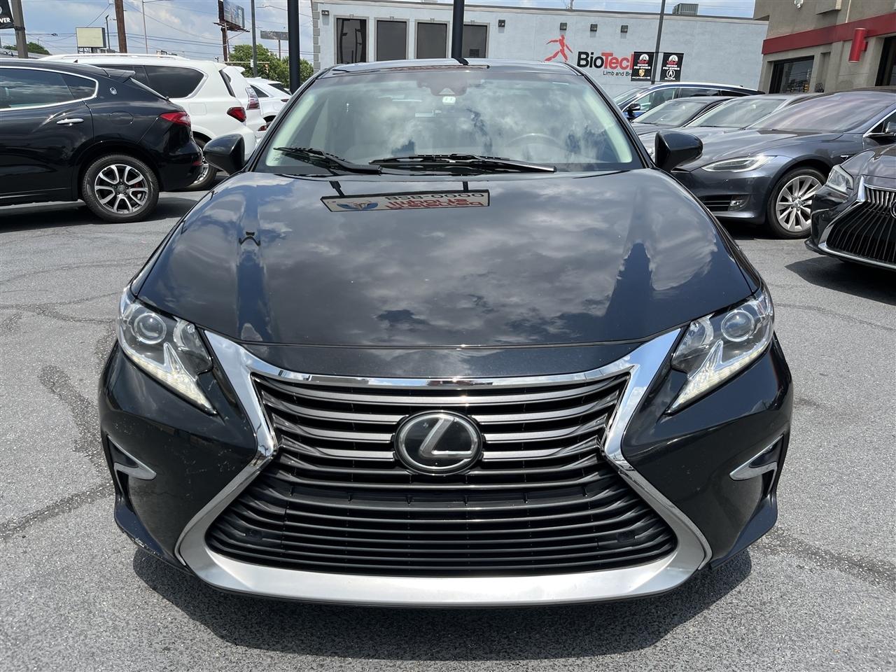 Lexus ES  2017