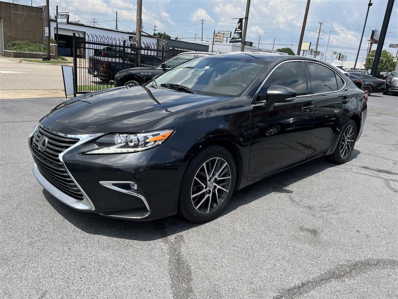 Lexus ES  2017