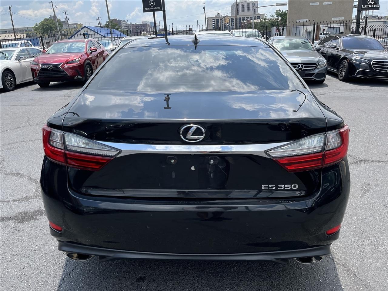 Lexus ES  2017