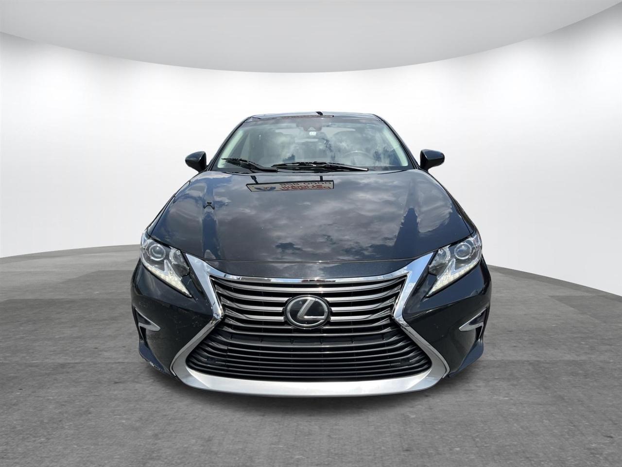 Lexus ES  2017