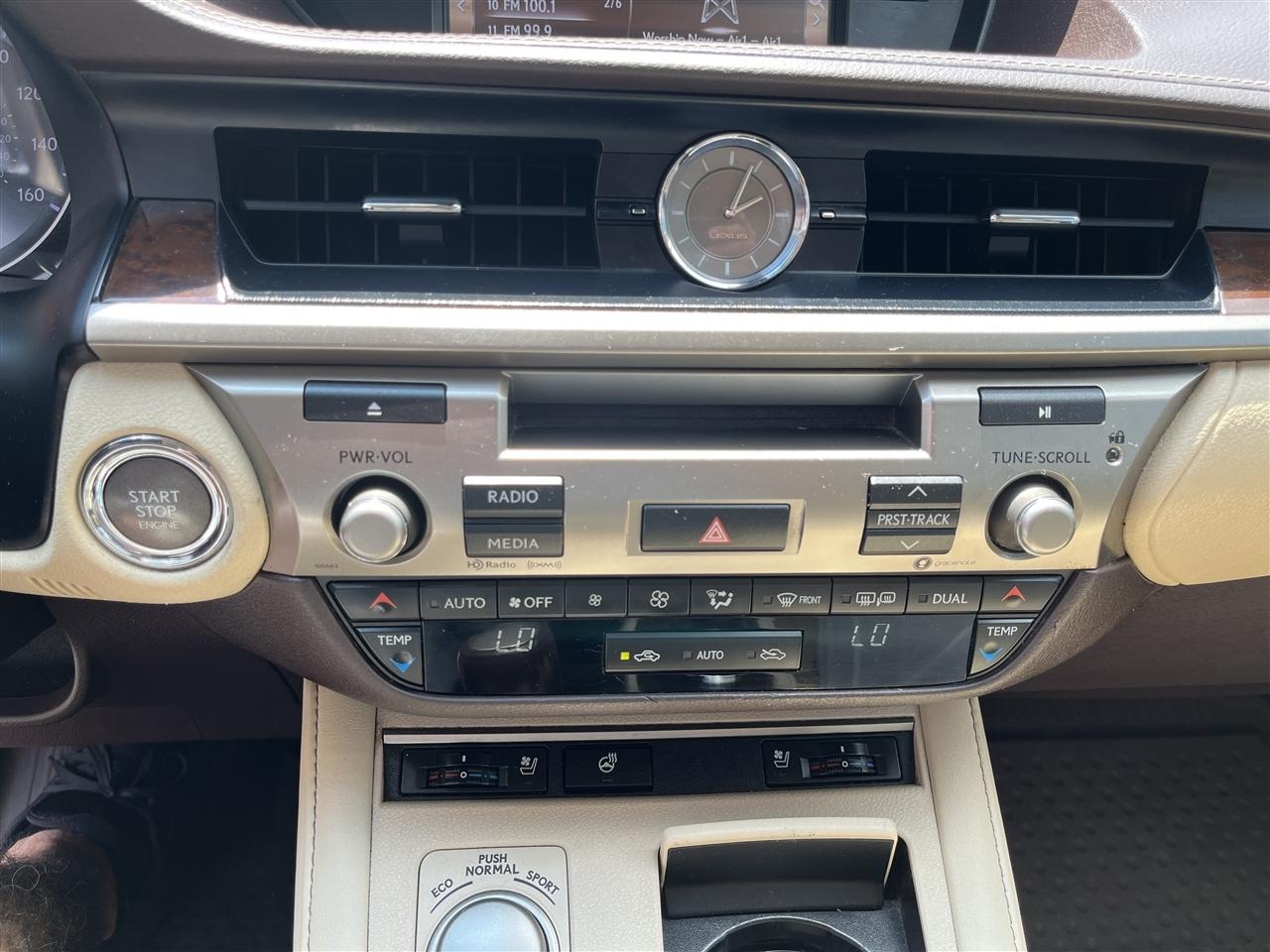 Lexus ES  2017