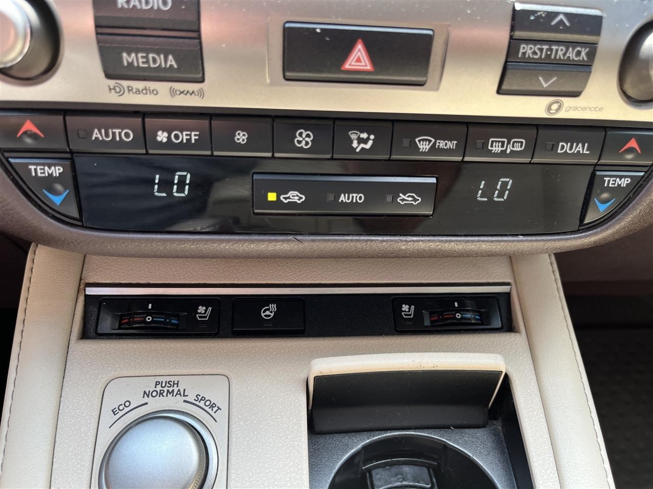 Lexus ES  2017