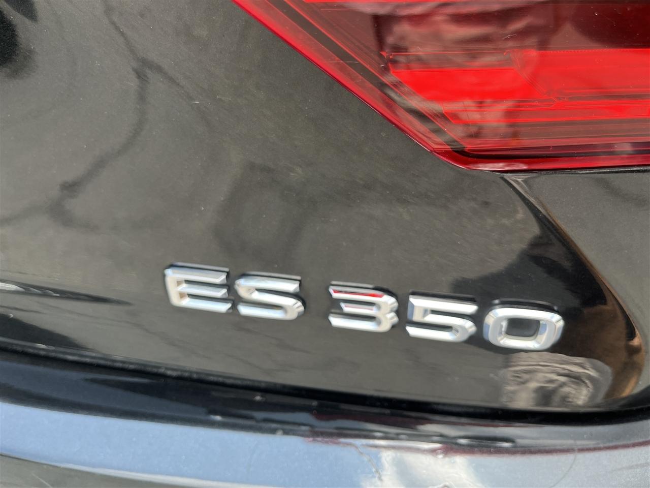 Lexus ES  2017