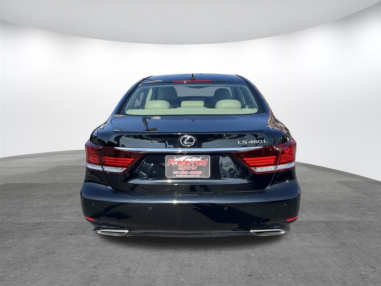 Lexus LS 460  2016