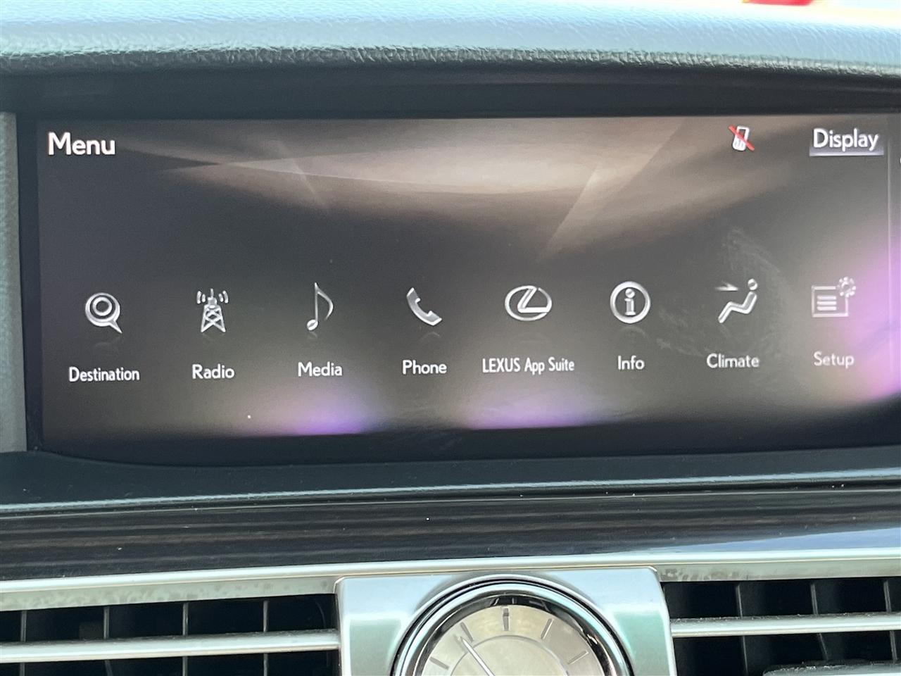 Lexus LS 460  2016